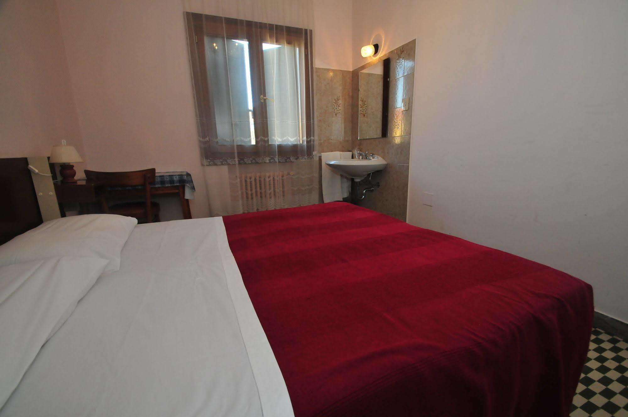 Locanda Sant'Anna Hotel Venesia Bagian luar foto
